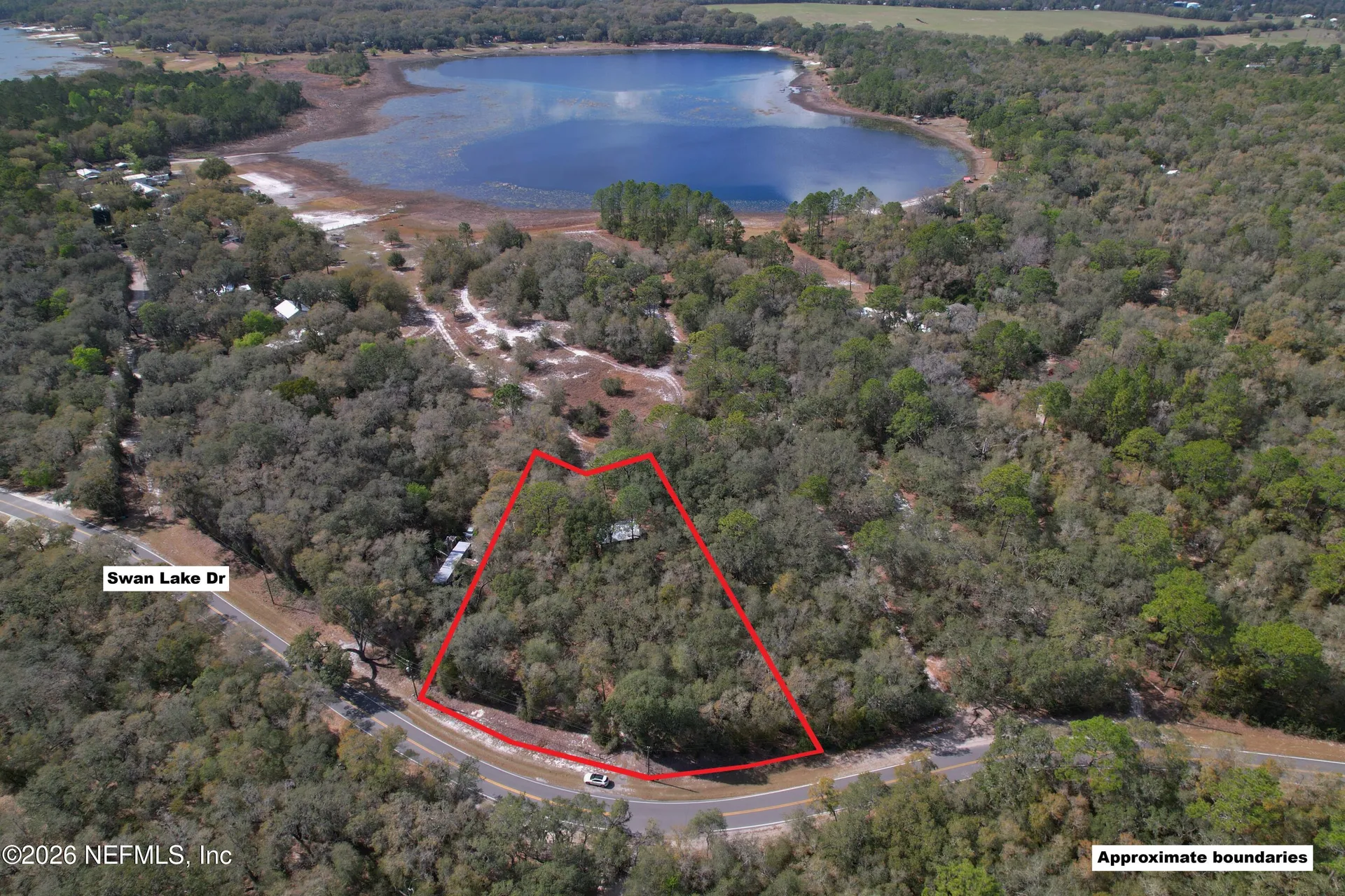 201 / 199 Swan Lake Drive Melrose FL 32666
