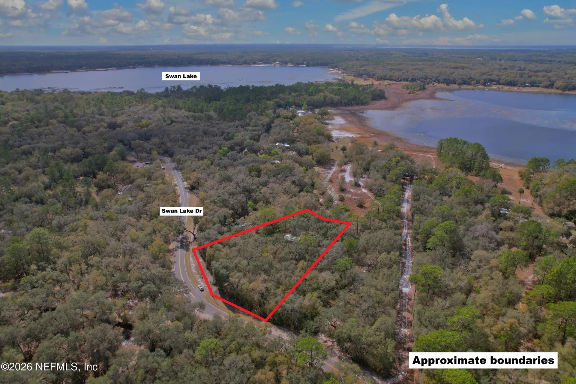 201 / 199 Swan Lake Drive Melrose FL 32666