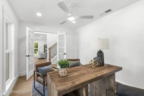 806 Cherry Street Neptune Beach FL 32266
