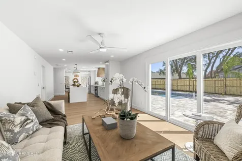 806 Cherry Street Neptune Beach FL 32266