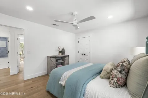 806 Cherry Street Neptune Beach FL 32266