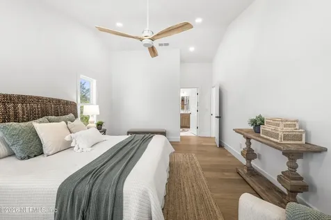 806 Cherry Street Neptune Beach FL 32266