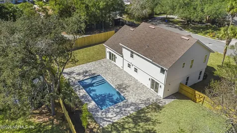 806 Cherry Street Neptune Beach FL 32266