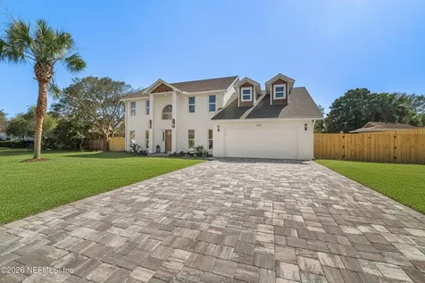 806 Cherry Street Neptune Beach FL 32266