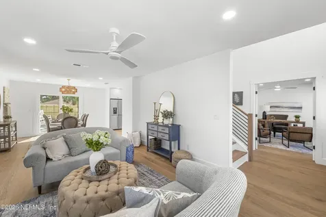 806 Cherry Street Neptune Beach FL 32266