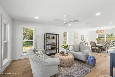 806 Cherry Street Neptune Beach FL 32266