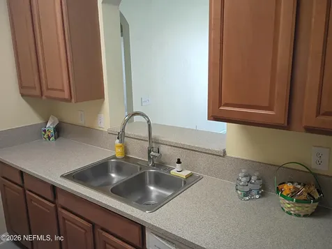 7801 Point Meadows Drive Jacksonville FL 32256