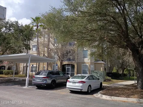 7801 Point Meadows Drive Jacksonville FL 32256
