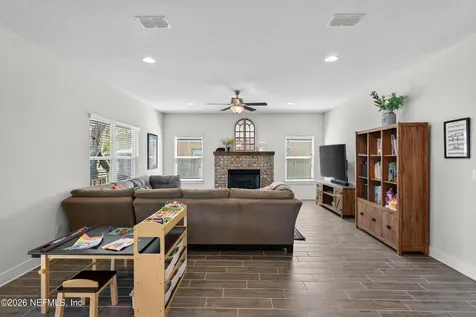4329 Shirley Avenue Jacksonville FL 32210