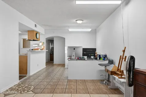 5610 Pinebay Circle S Jacksonville FL 32244