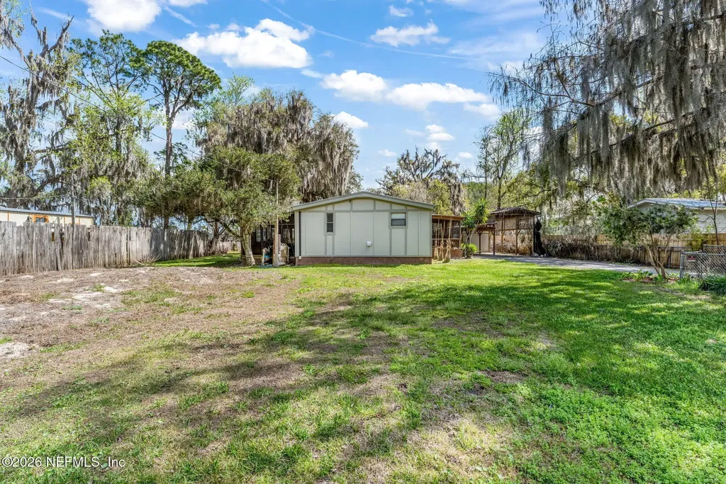 104 Creek Lane Palatka FL 32177