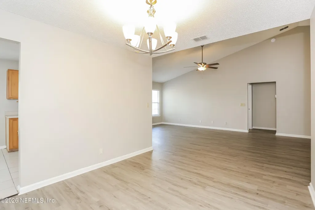 12635 Ashglen Drive N Jacksonville FL 32224