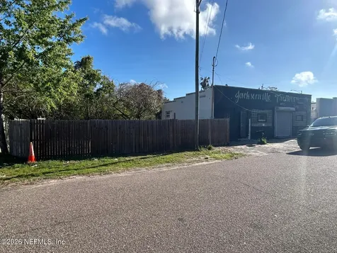 9953 Lem Turner Road Jacksonville FL 32208