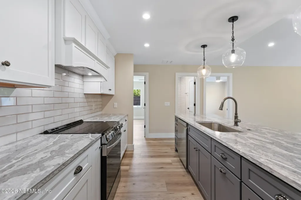 1124 Oceanwood Drive S Neptune Beach FL 32266