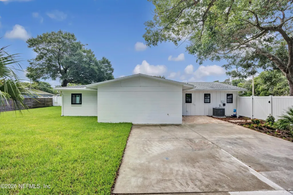 1124 Oceanwood Drive S Neptune Beach FL 32266