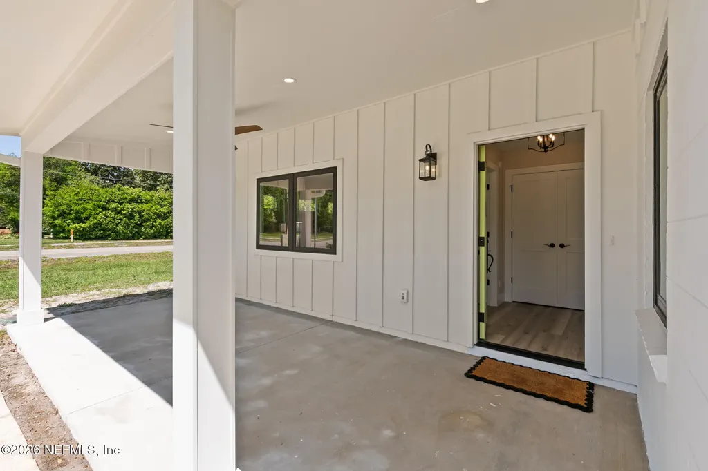 1124 Oceanwood Drive S Neptune Beach FL 32266