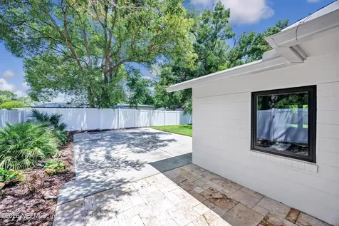 1124 Oceanwood Drive S Neptune Beach FL 32266