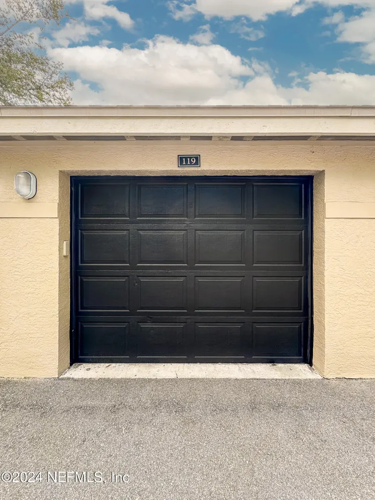 1655 The Greens Way Jacksonville Beach FL 32250
