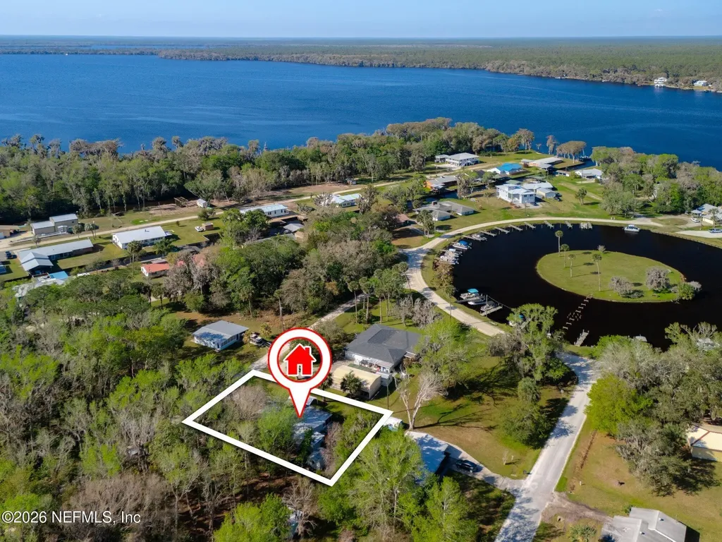 118 Ludwig Avenue Crescent City FL 32112