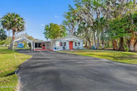 118 Ludwig Avenue Crescent City FL 32112