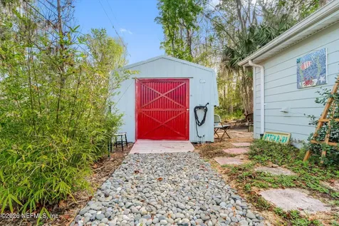 118 Ludwig Avenue Crescent City FL 32112