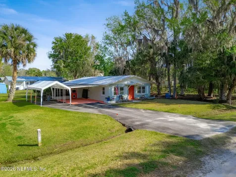 118 Ludwig Avenue Crescent City FL 32112