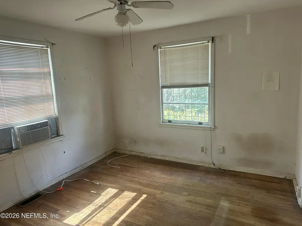 1320 Pinegrove Court Jacksonville FL 32205