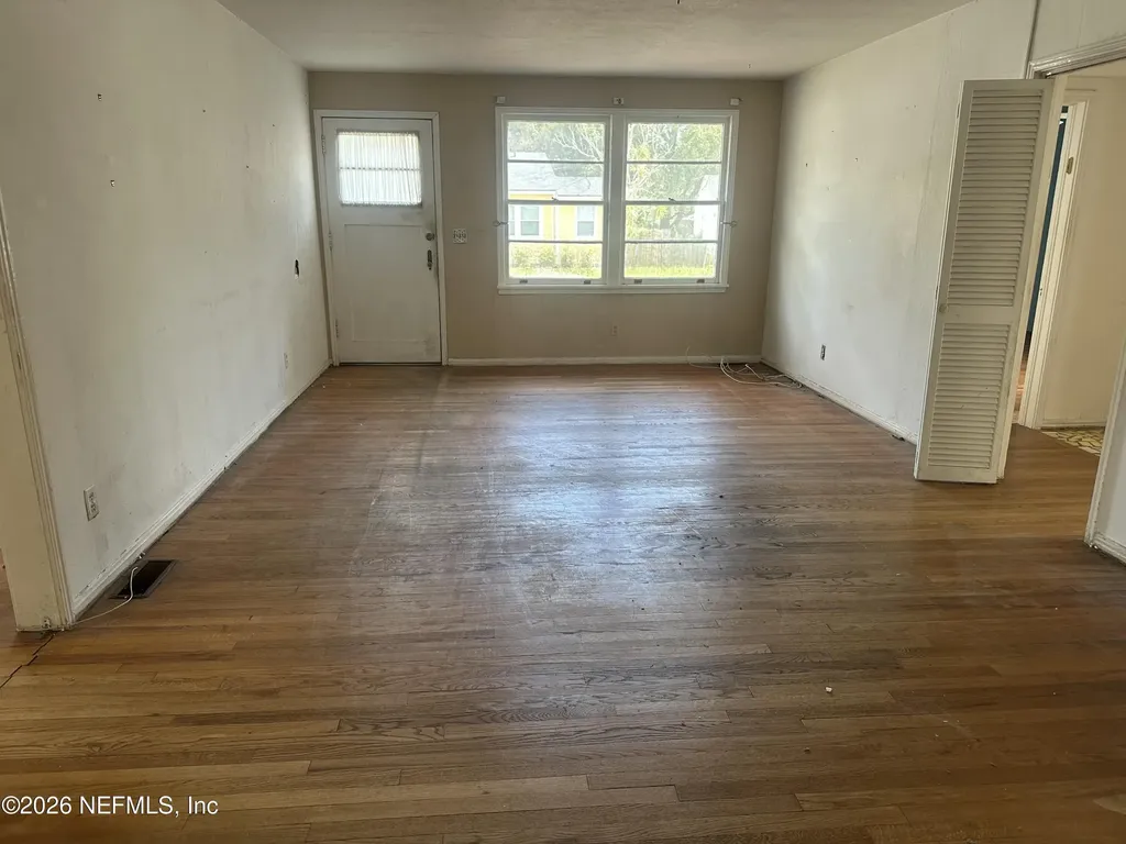 1320 Pinegrove Court Jacksonville FL 32205