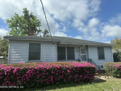 1320 Pinegrove Court Jacksonville FL 32205