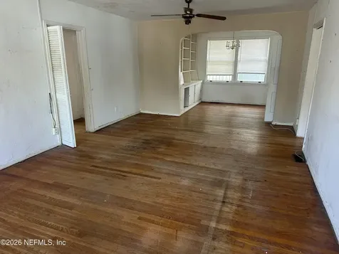 1320 Pinegrove Court Jacksonville FL 32205