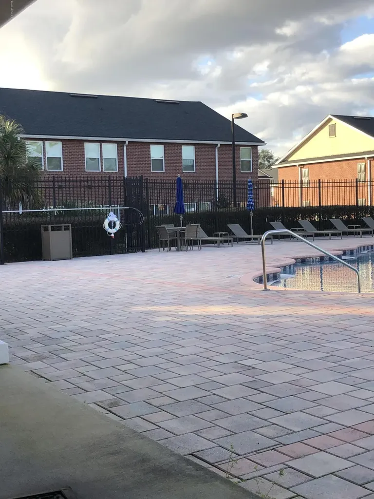 1521 Fieldview Drive Jacksonville FL 32225
