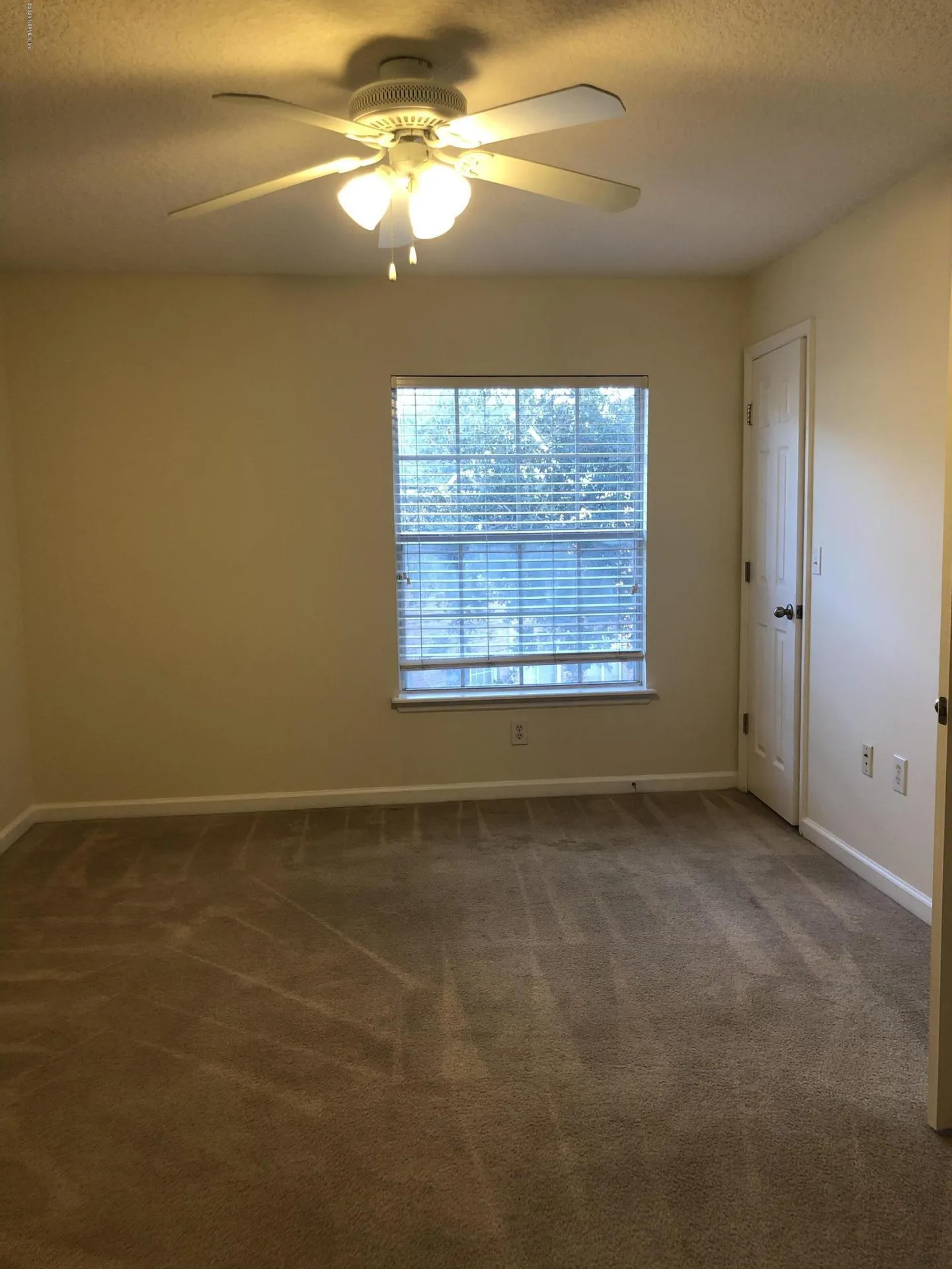 1521 Fieldview Drive Jacksonville FL 32225