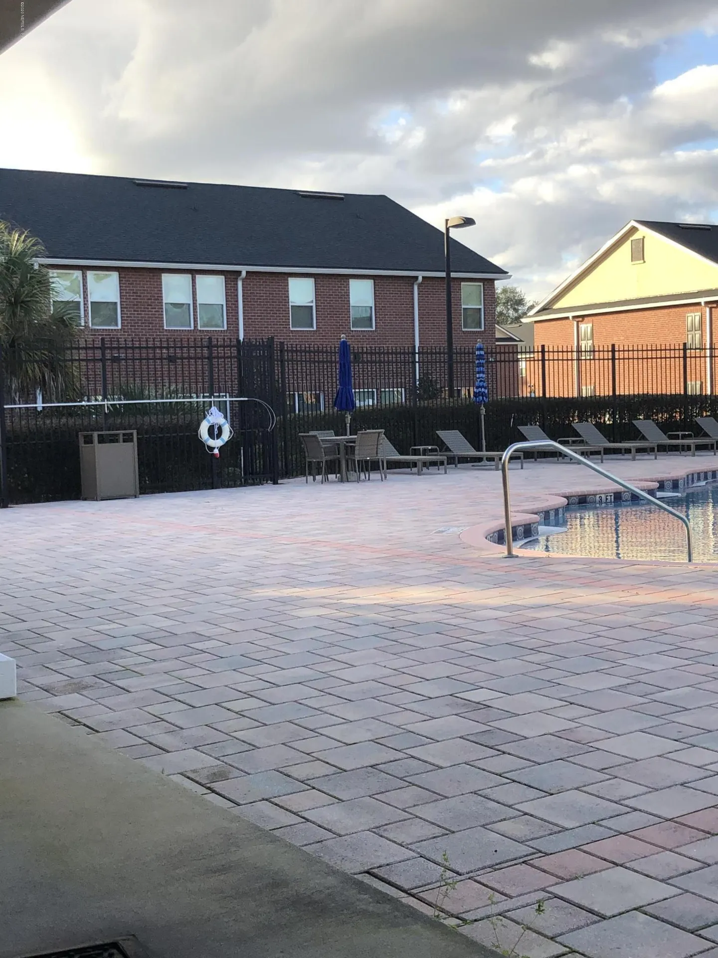 1521 Fieldview Drive Jacksonville FL 32225