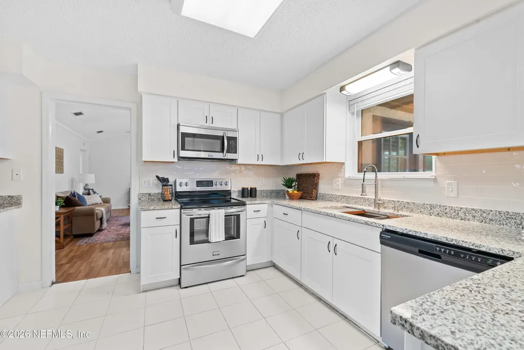 11402 Sedgemoore Drive W Jacksonville FL 32223