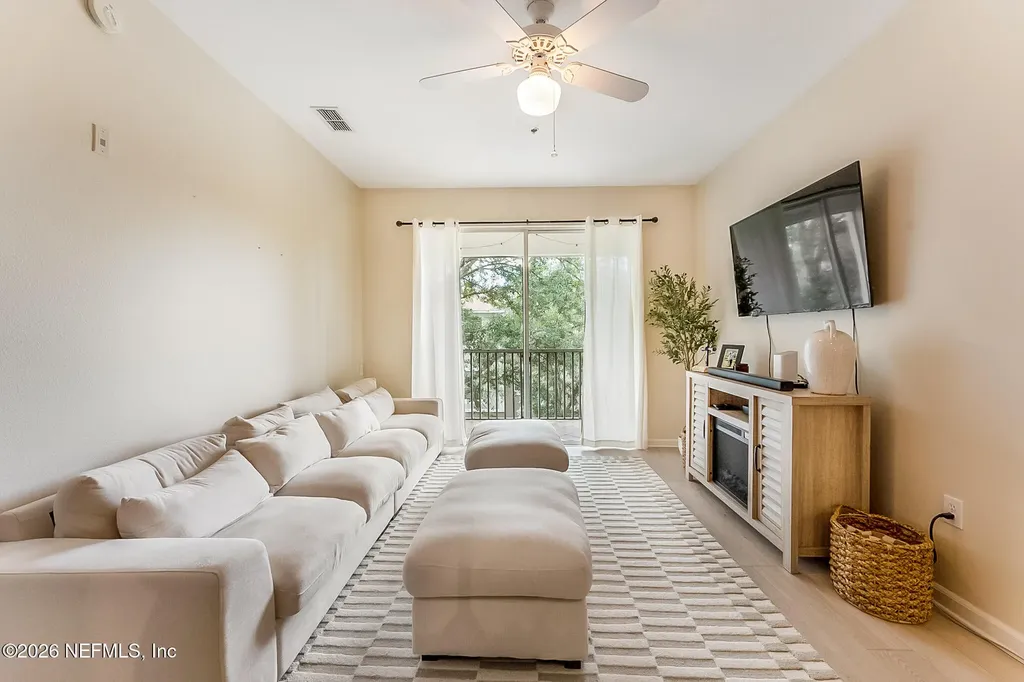 10550 Baymeadows Road Jacksonville FL 32256
