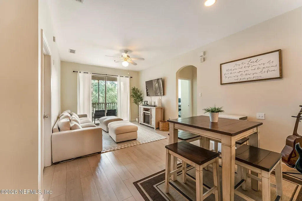 10550 Baymeadows Road Jacksonville FL 32256