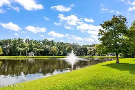 10550 Baymeadows Road Jacksonville FL 32256
