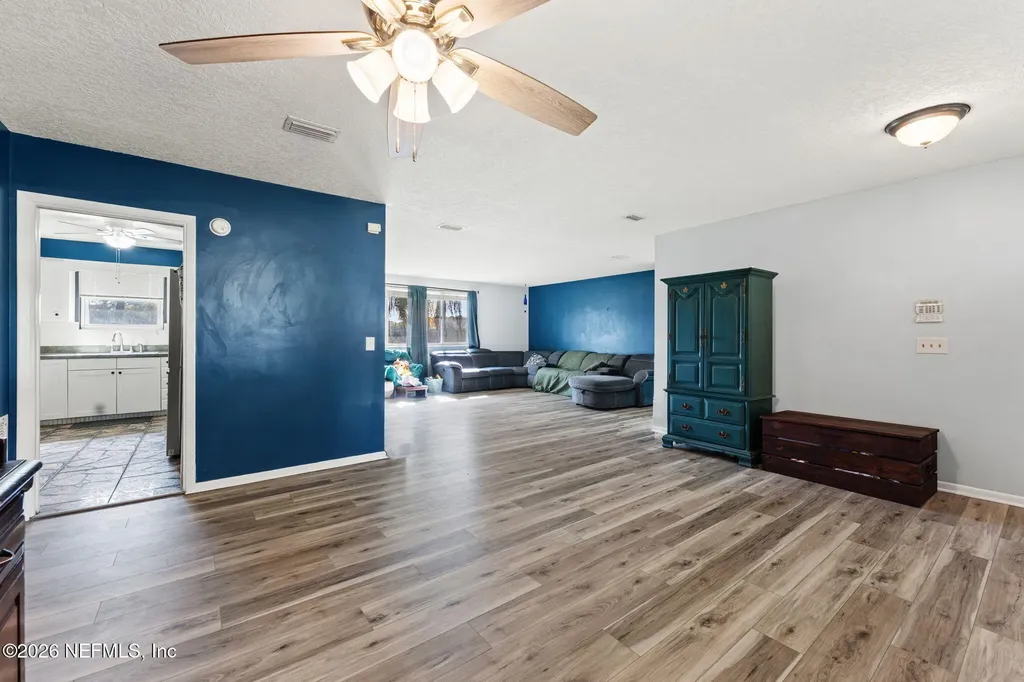 284 Baisden Road Jacksonville FL 32218