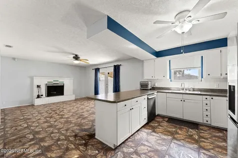 284 Baisden Road Jacksonville FL 32218