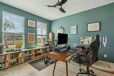 213 Daydream Avenue Yulee FL 32097