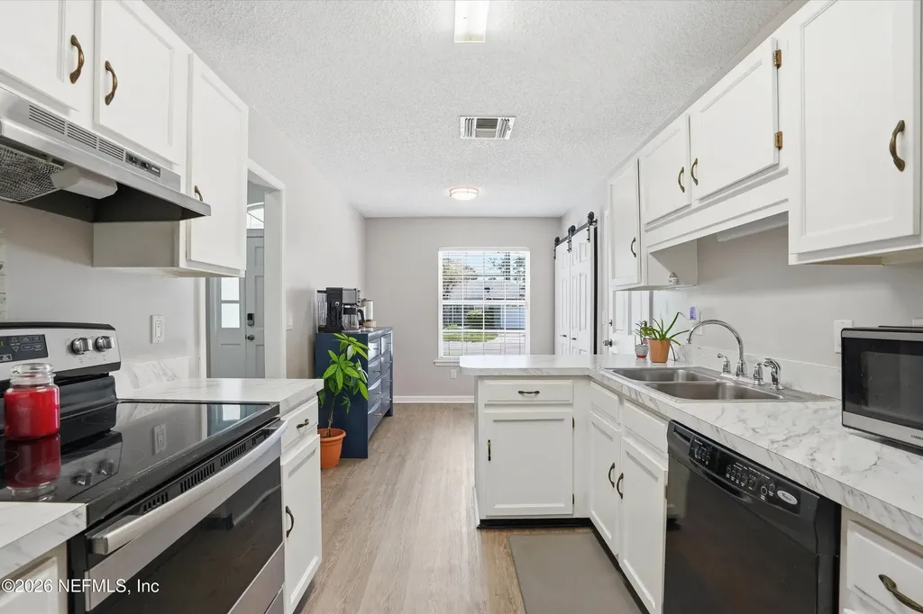 5903 Copper Creek Drive Jacksonville FL 32218
