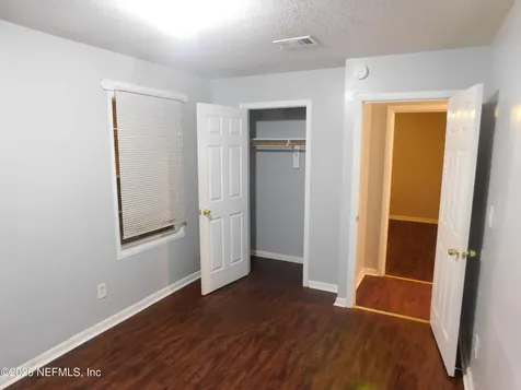 926 Pheasant Drive Jacksonville FL 32218