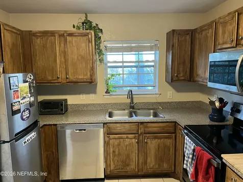 7800 Point Meadows Drive Jacksonville FL 32256