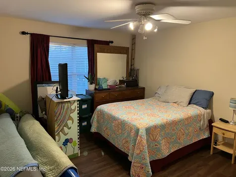 7800 Point Meadows Drive Jacksonville FL 32256
