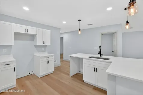 1725 Helena Street Jacksonville FL 32208