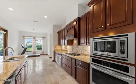 3069 Savona Court Jacksonville FL 32246