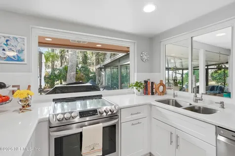 102 Granada Lane Ponte Vedra Beach FL 32082