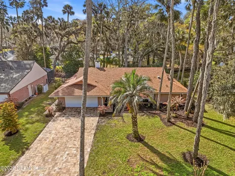 102 Granada Lane Ponte Vedra Beach FL 32082