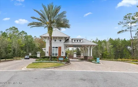 184 Pine Haven Drive St. Johns FL 32259