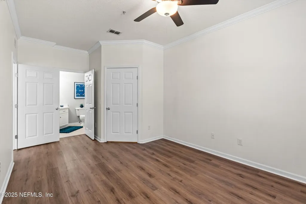7801 Point Meadows Drive Jacksonville FL 32256